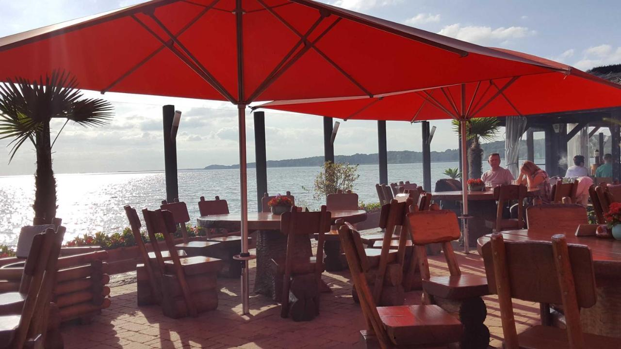Appartement "Wolkenschiff" - Oase Am Haff Garz  Exteriör bild